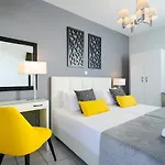 Paradise 3*