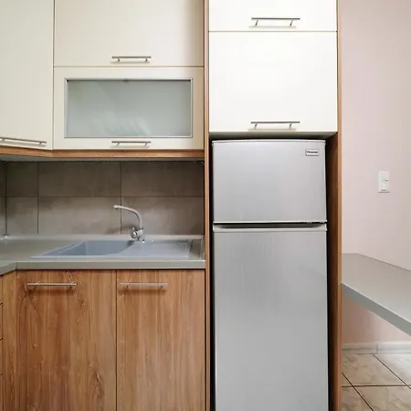 Paradise 招待所 萨索斯